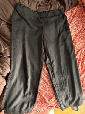 SHEIN Black Wide-Leg Cropped Dress Pants